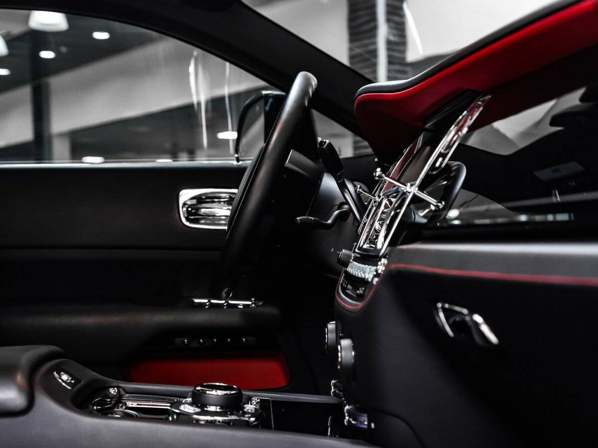 Rolls-Royce Wraith с пробегом — 2018 год. Фото: #35