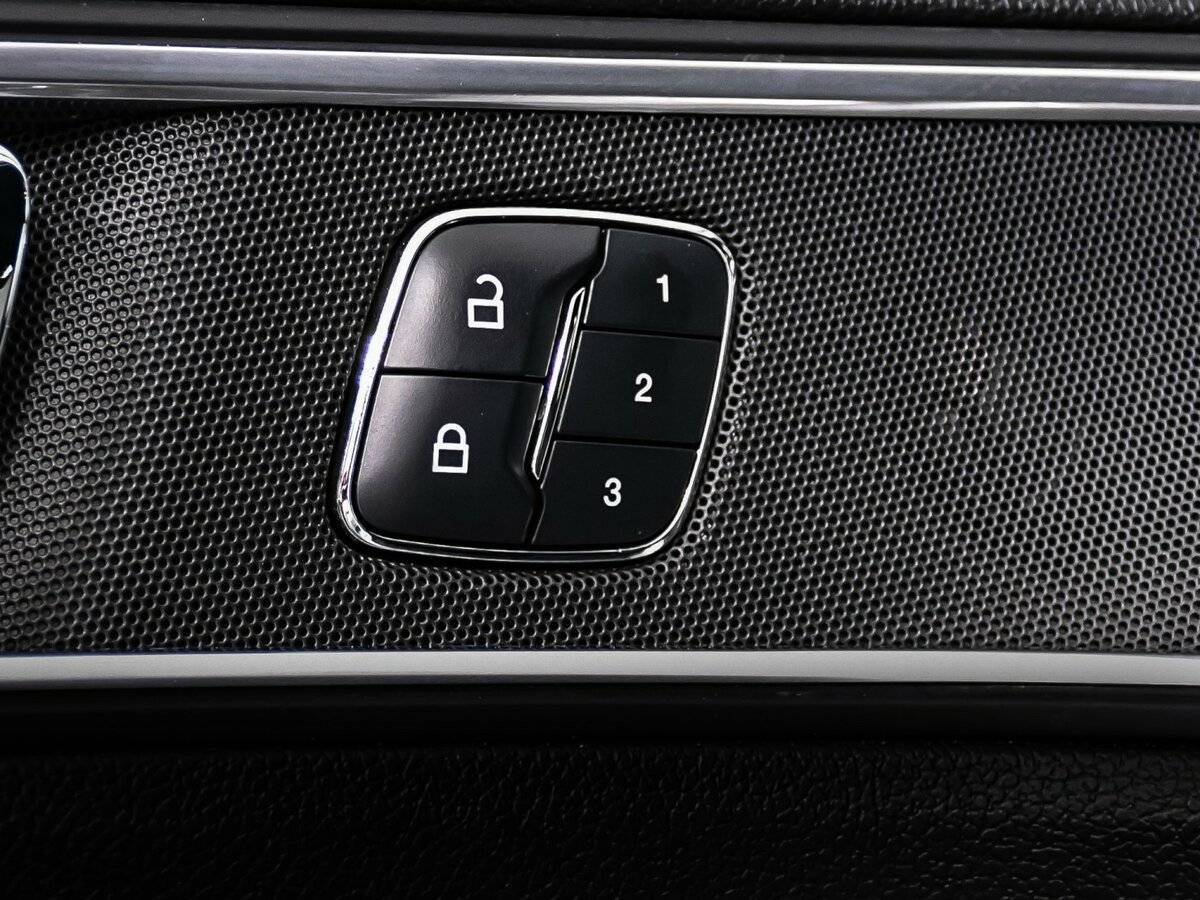 Ford Explorer с пробегом — 2018 год. Фото: #17