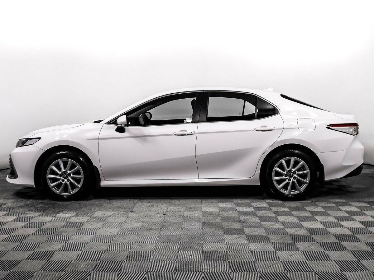 Toyota Camry с пробегом — 2021 год. Фото: #7