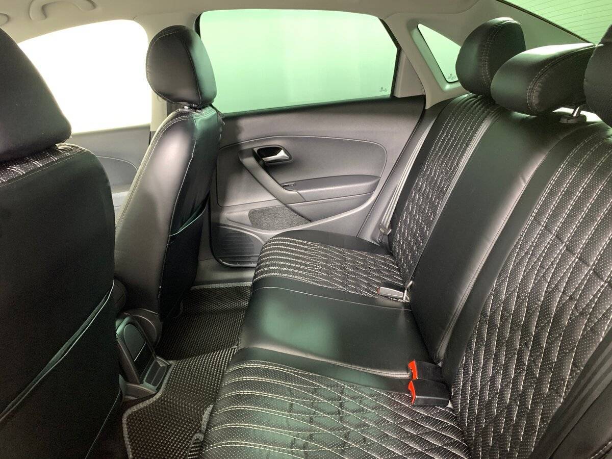 Volkswagen Polo с пробегом — 2019 год. Фото: #17