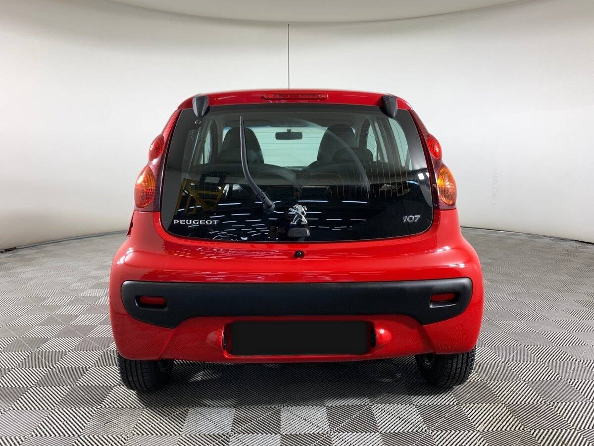 Peugeot 107 с пробегом — 2012 год. Фото: #5