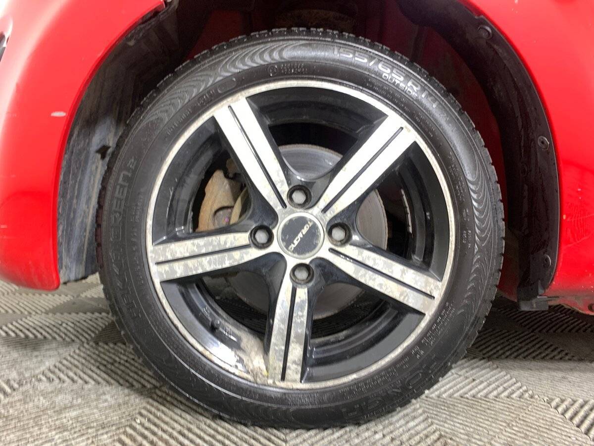 Peugeot 107 с пробегом — 2012 год. Фото: #8