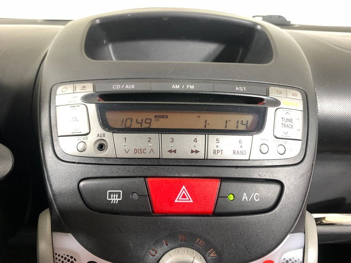 Peugeot 107 с пробегом — 2012 год. Фото: #14