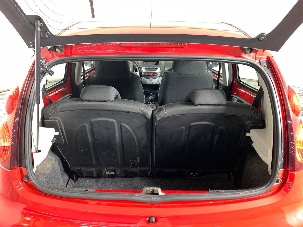 Peugeot 107 с пробегом — 2012 год. Фото: #18