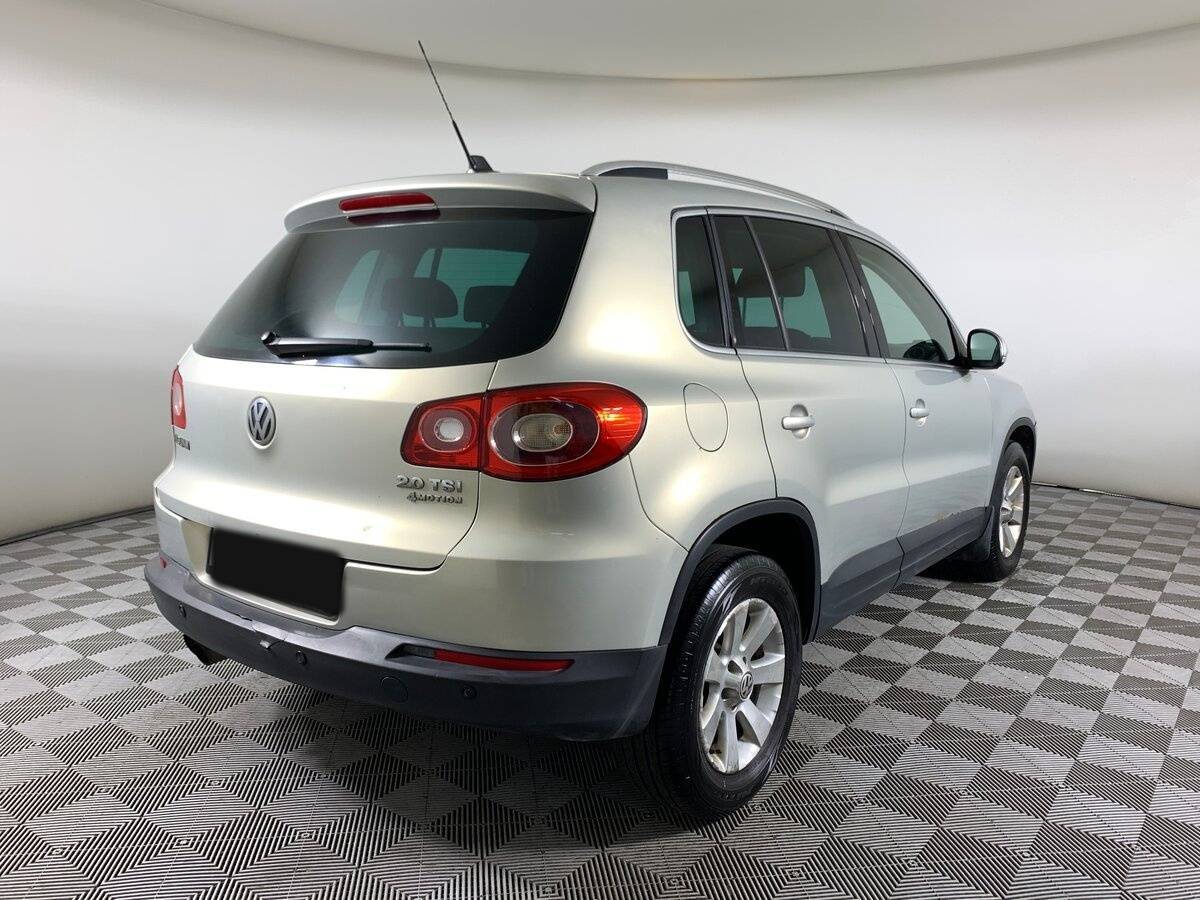 Volkswagen Tiguan с пробегом — 2011 год. Фото: #4