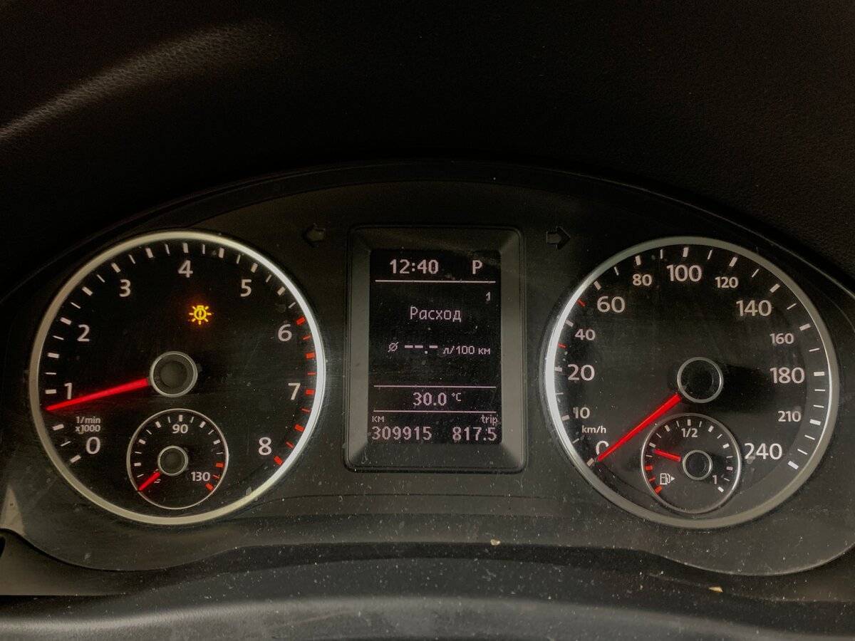 Volkswagen Tiguan с пробегом — 2011 год. Фото: #13