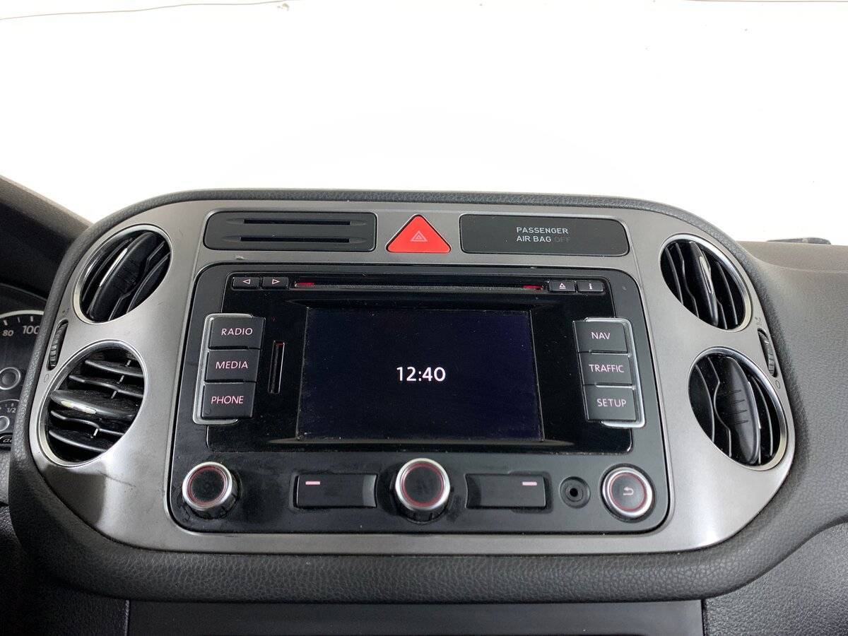 Volkswagen Tiguan с пробегом — 2011 год. Фото: #14