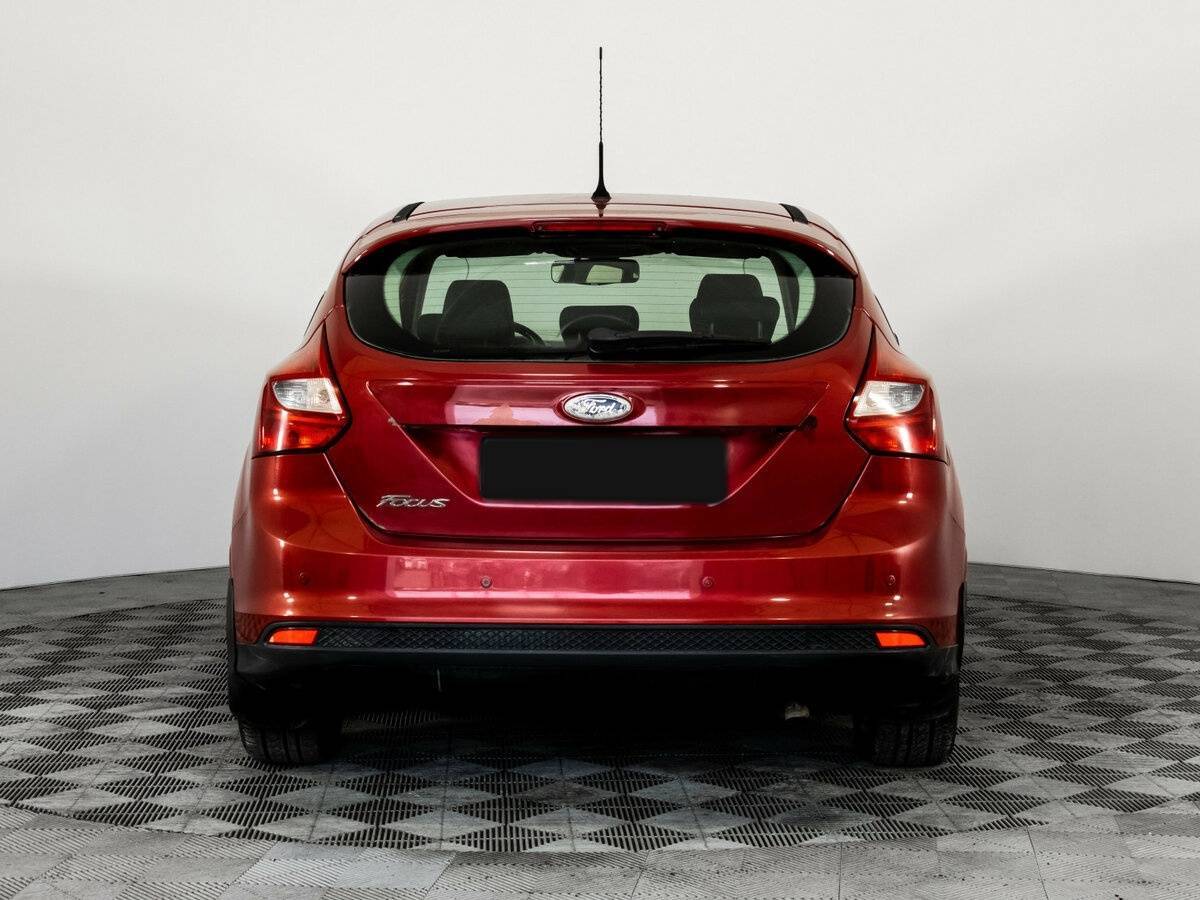 Ford Focus с пробегом — 2011 год. Фото: #4