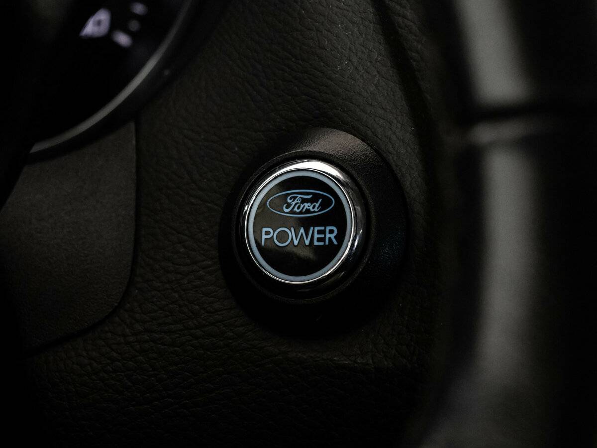 Ford Focus с пробегом — 2011 год. Фото: #10