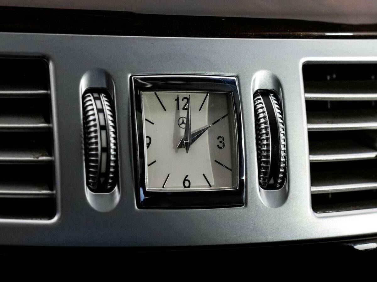 Mercedes-Benz S-Класс с пробегом — 2010 год. Фото: #19