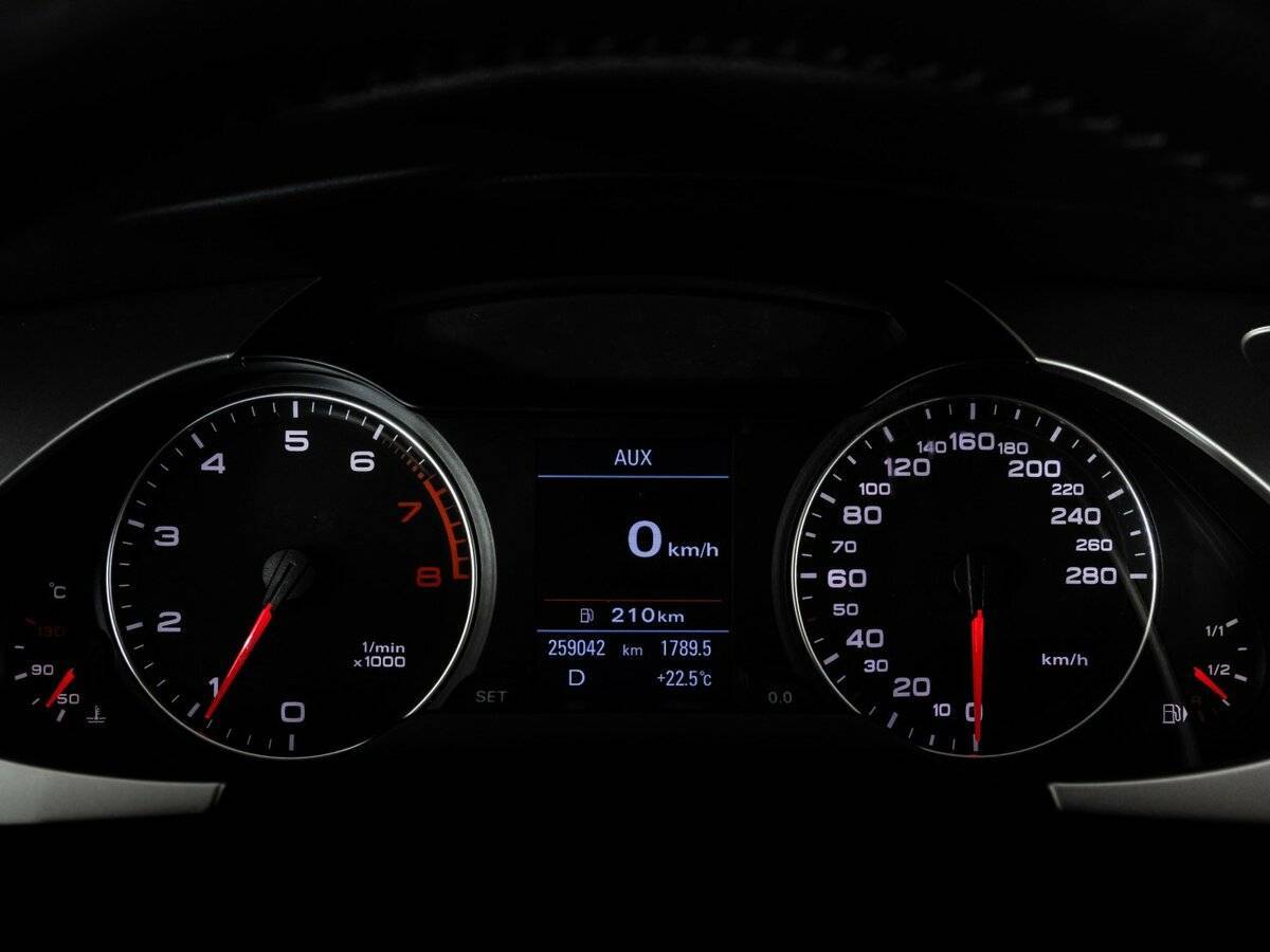 Audi A4 с пробегом — 2010 год. Фото: #23