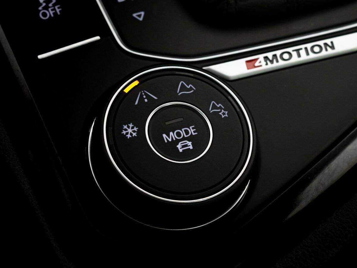 Volkswagen Tiguan с пробегом — 2017 год. Фото: #21