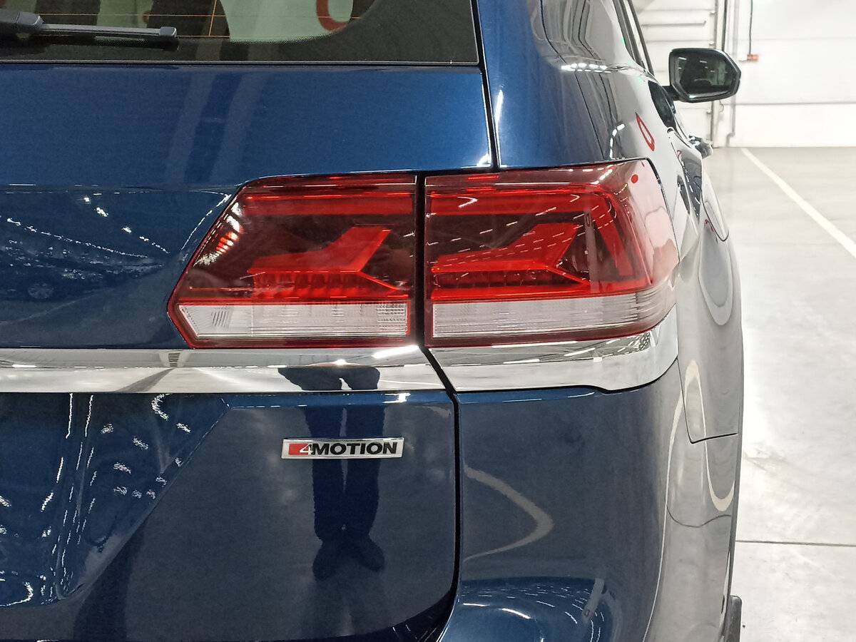 Volkswagen Teramont с пробегом — 2022 год. Фото: #8