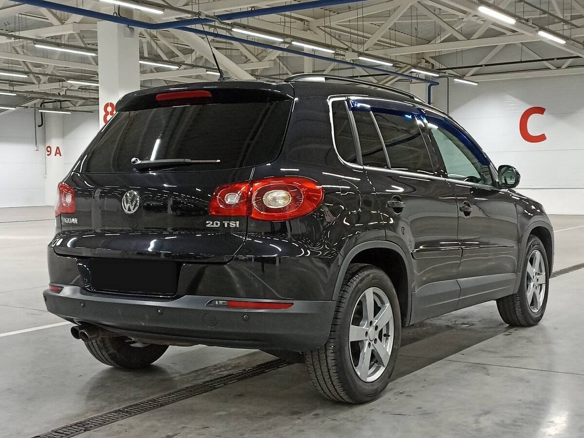 Volkswagen Tiguan с пробегом — 2009 год. Фото: #4