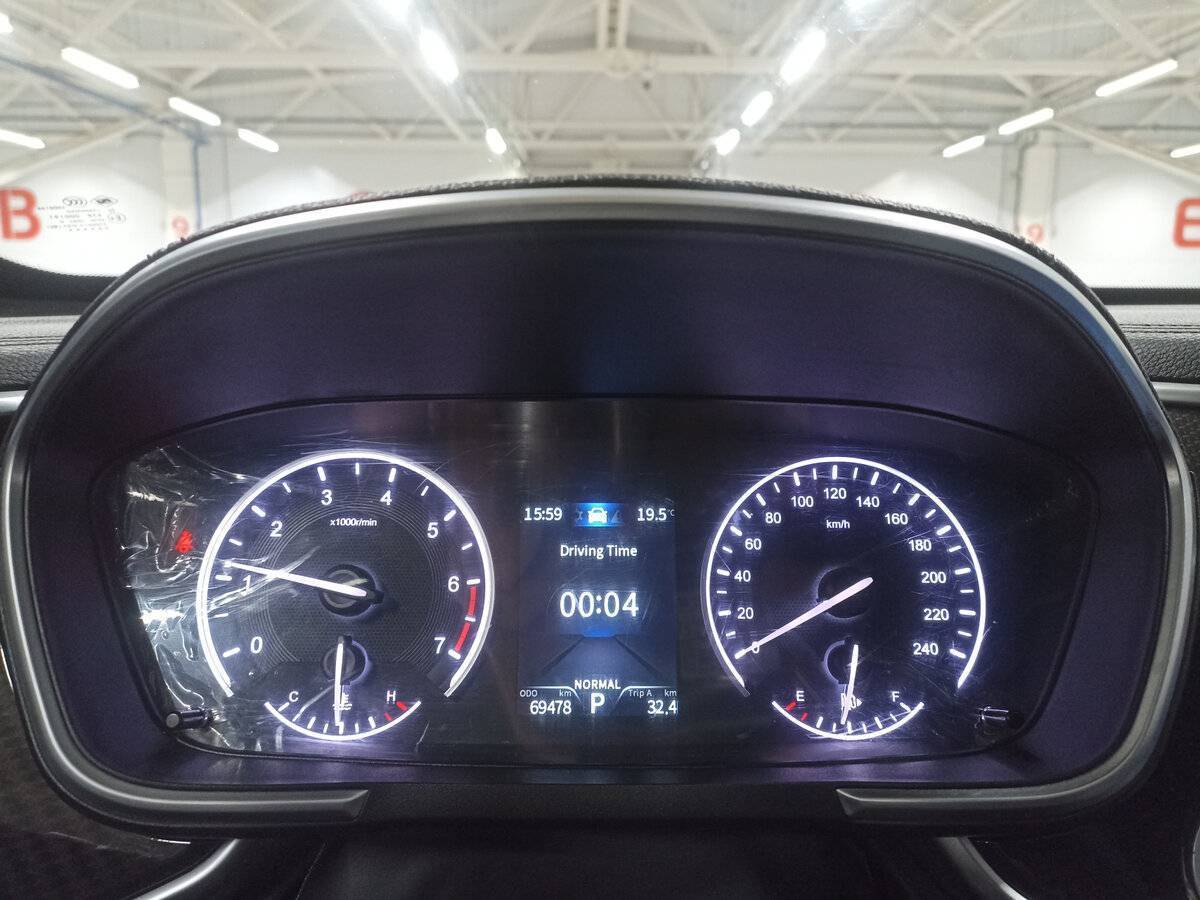 Dongfeng Fengon ix5 с пробегом — 2019 год. Фото: #12