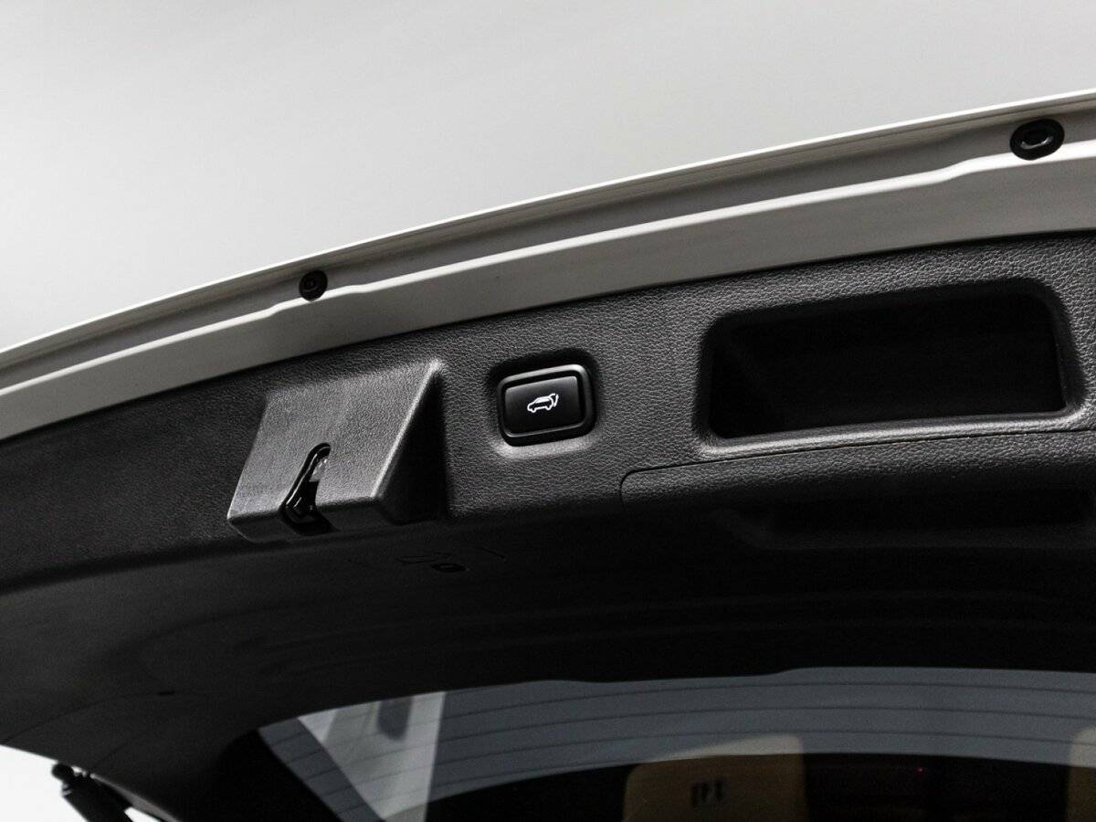 Hyundai Santa Fe с пробегом — 2020 год. Фото: #15