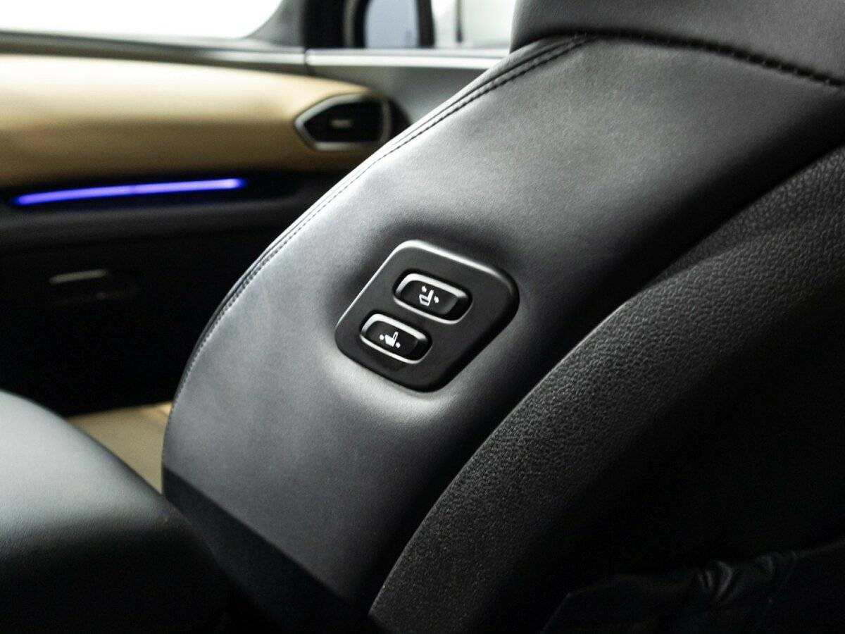 Hyundai Santa Fe с пробегом — 2020 год. Фото: #26