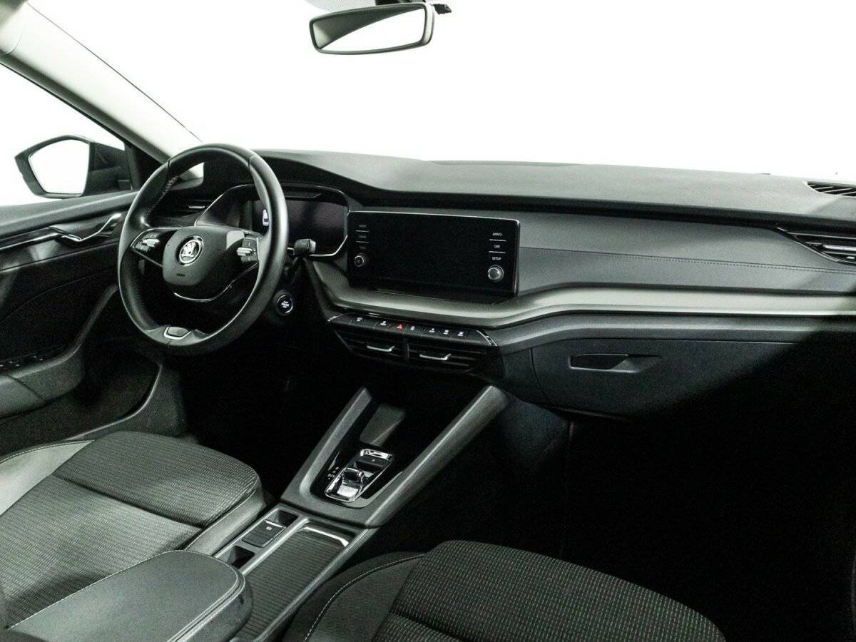 Skoda Octavia с пробегом — 2020 год. Фото: #8