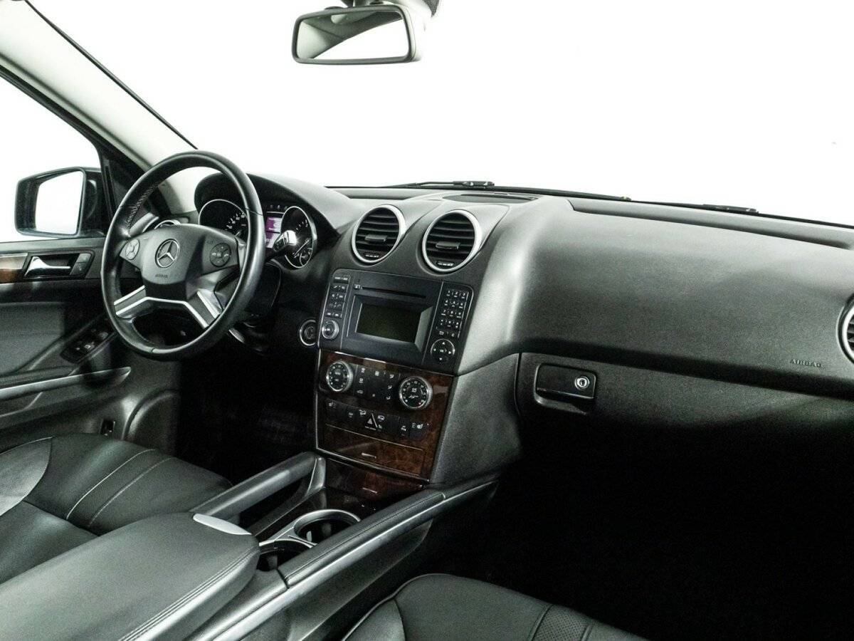 Mercedes-Benz M-Класс с пробегом — 2011 год. Фото: #8