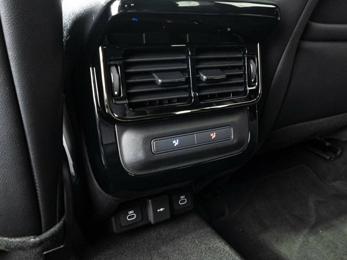 Land Rover Range Rover Evoque с пробегом — 2024 год. Фото: #27