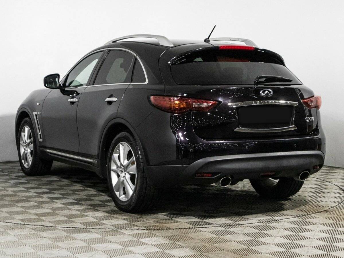 Infiniti QX70 с пробегом — 2016 год. Фото: #6