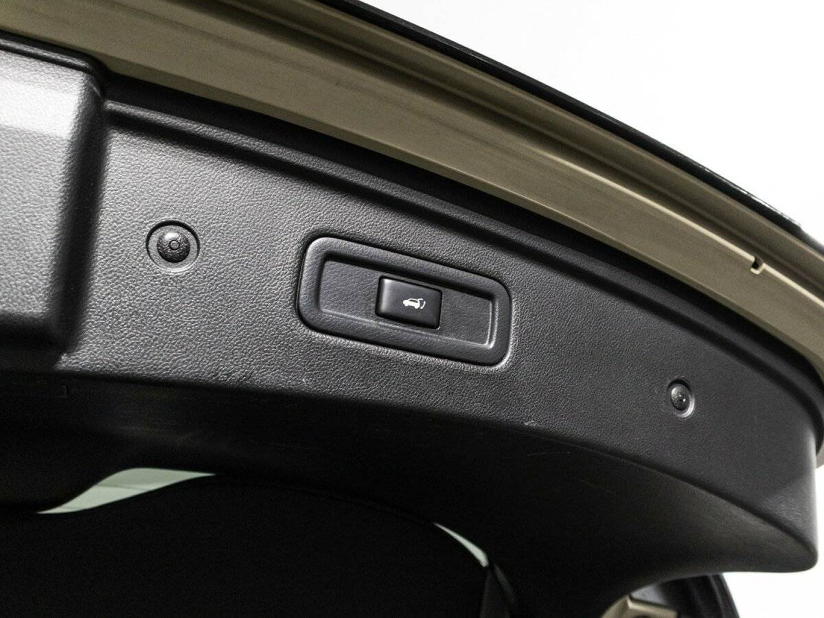 Infiniti QX70 с пробегом — 2016 год. Фото: #14