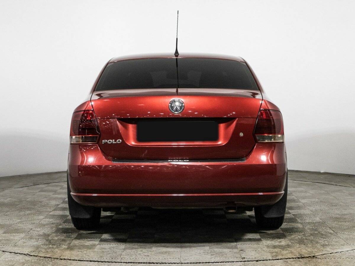 Volkswagen Polo с пробегом — 2010 год. Фото: #5