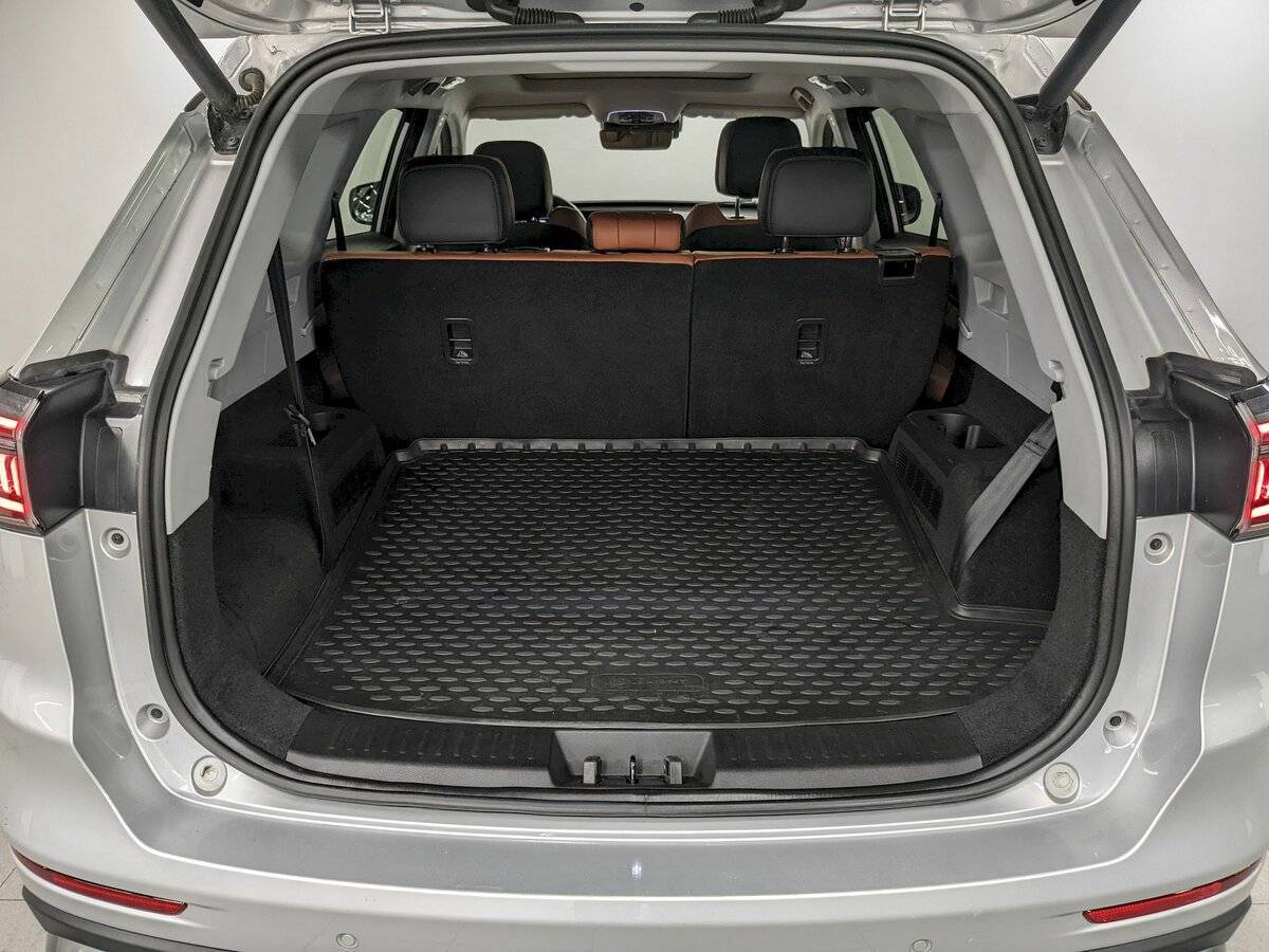 Chery Tiggo 8 Pro e+ с пробегом — 2023 год. Фото: #9