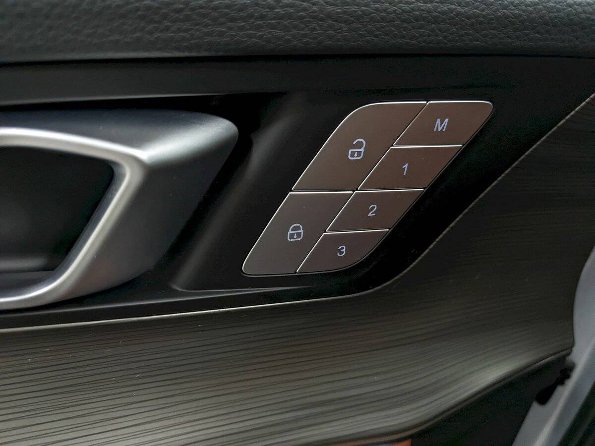 Chery Tiggo 8 Pro e+ с пробегом — 2023 год. Фото: #12