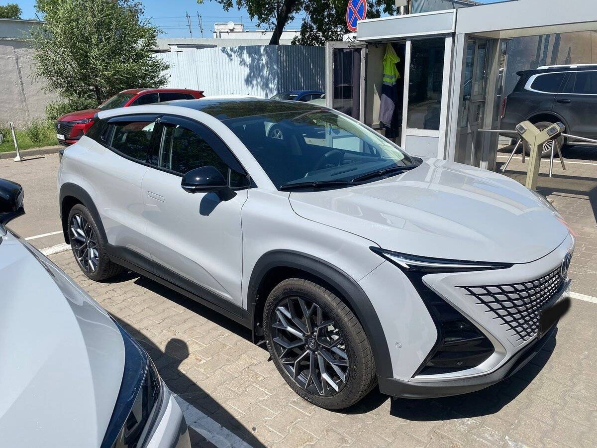 Changan UNI-T с пробегом — 2023 год. Фото: #2