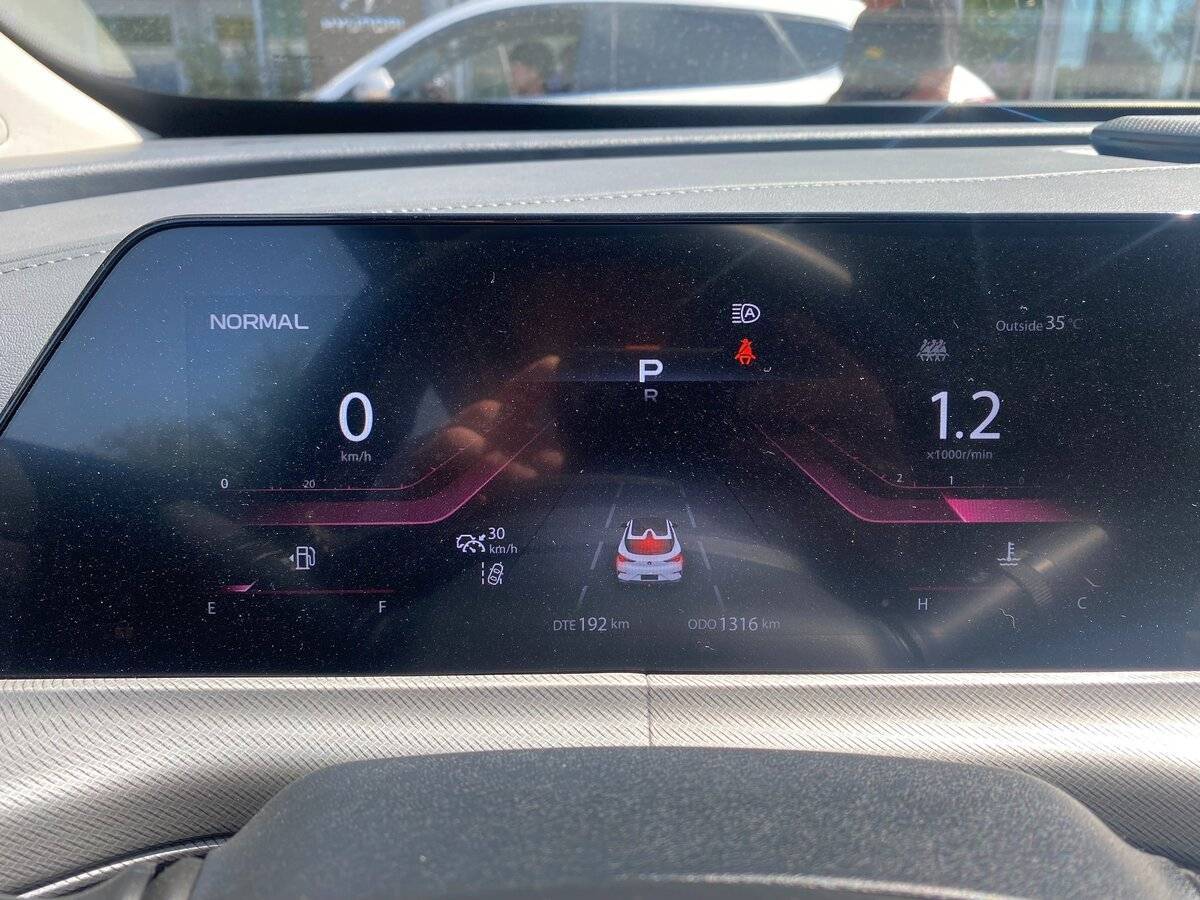 Changan UNI-T с пробегом — 2023 год. Фото: #8