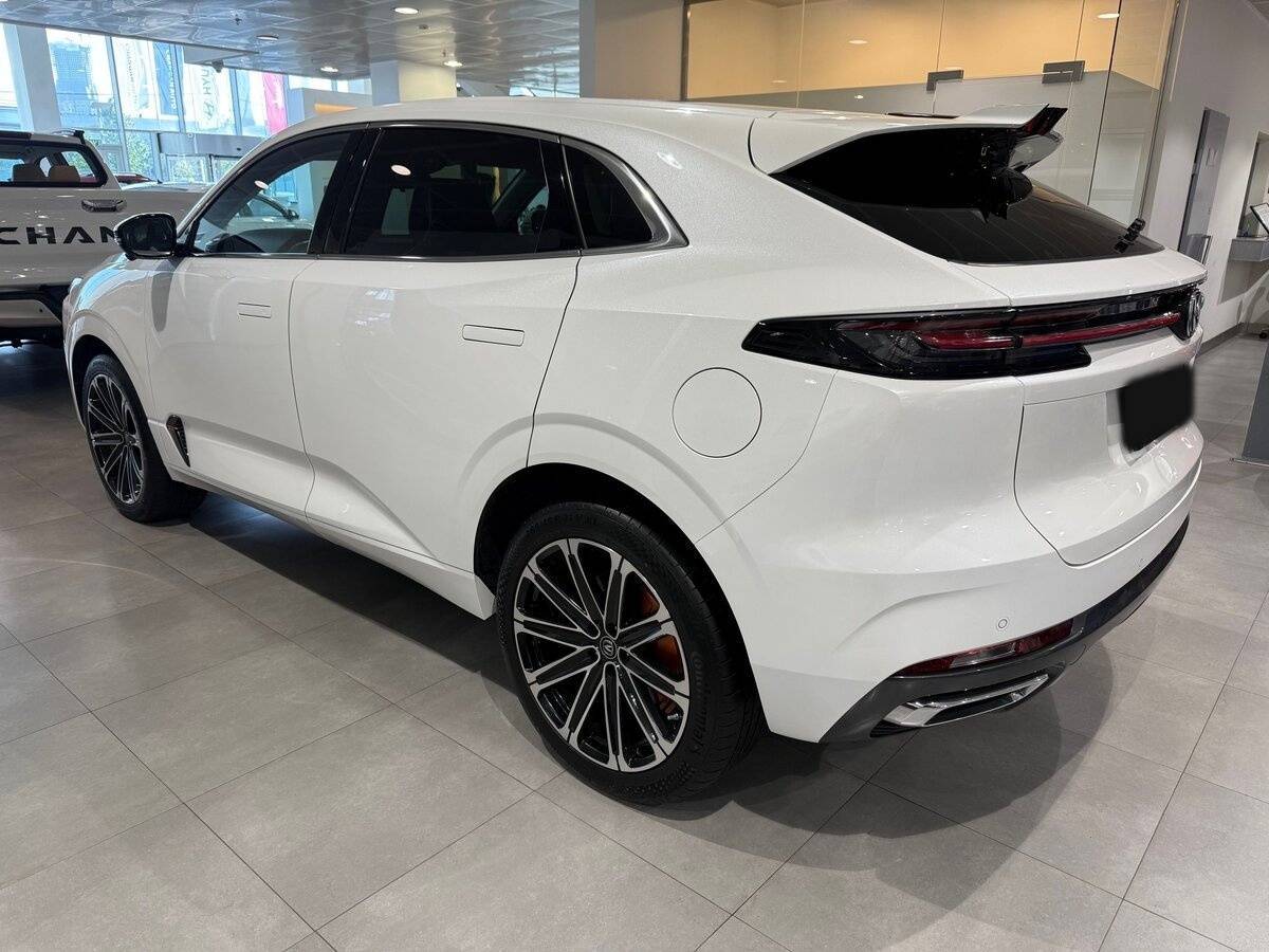 Changan UNI-K с пробегом — 2022 год. Фото: #3