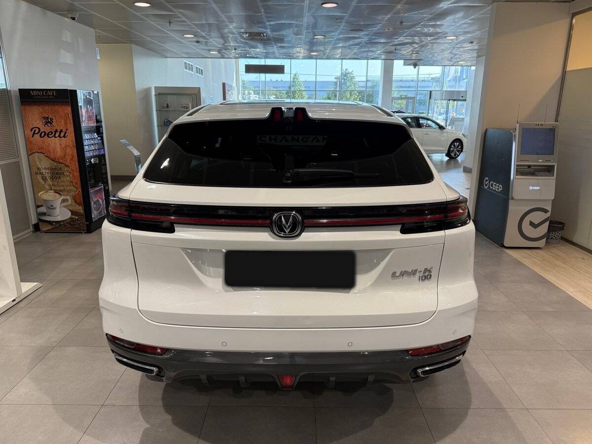 Changan UNI-K с пробегом — 2022 год. Фото: #4