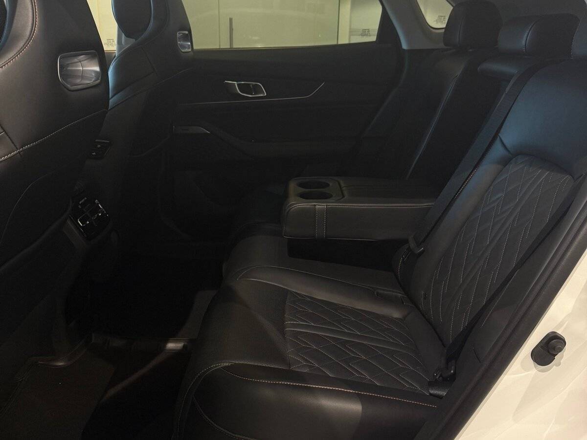 Changan UNI-K с пробегом — 2022 год. Фото: #7