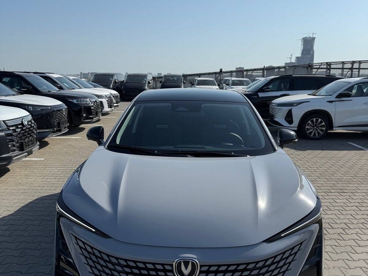 Changan UNI-T с пробегом — 2024 год. Фото: #1