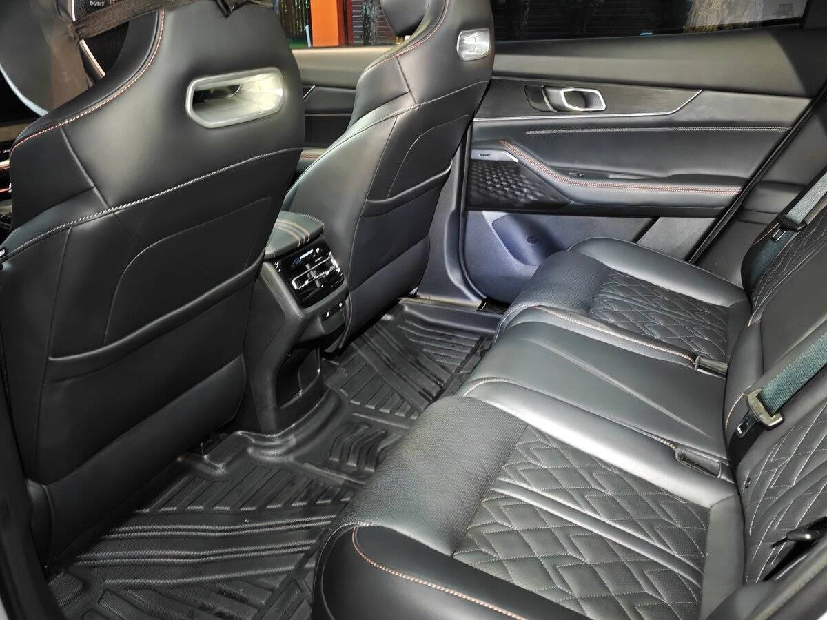 Changan UNI-K с пробегом — 2023 год. Фото: #7