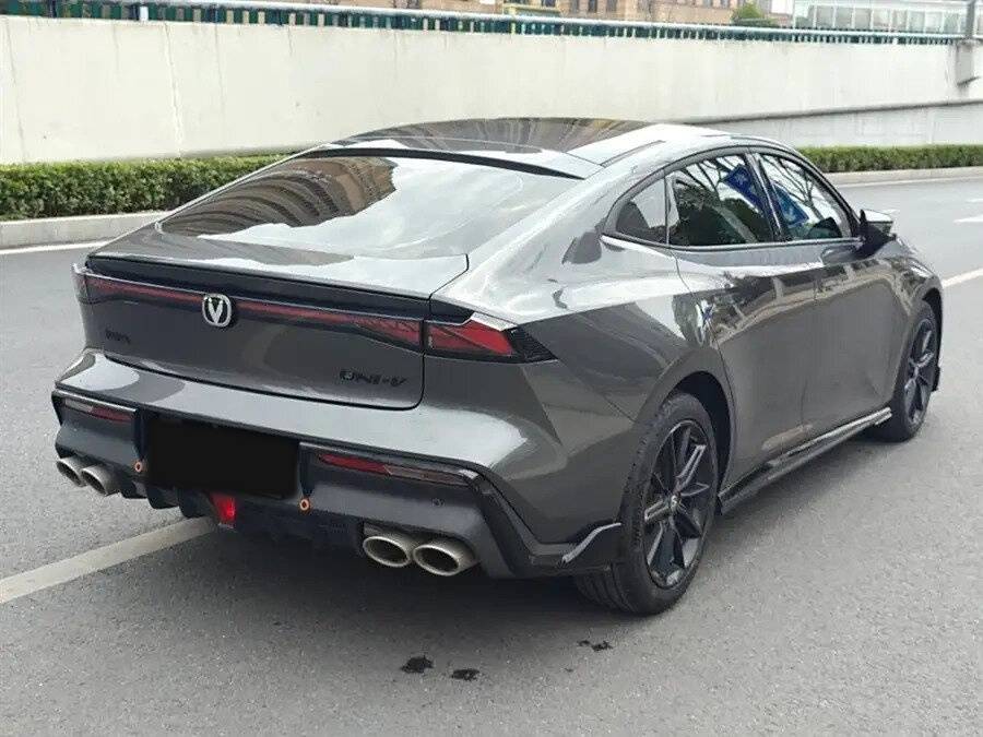 Changan UNI-V с пробегом — 2022 год. Фото: #4