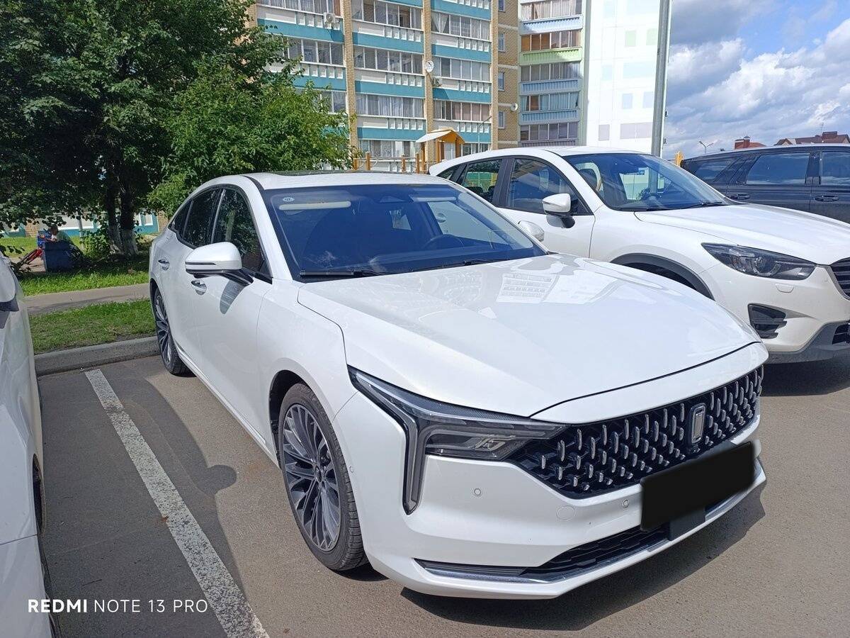 FAW Bestune B70 с пробегом — 2023 год. Фото: #1