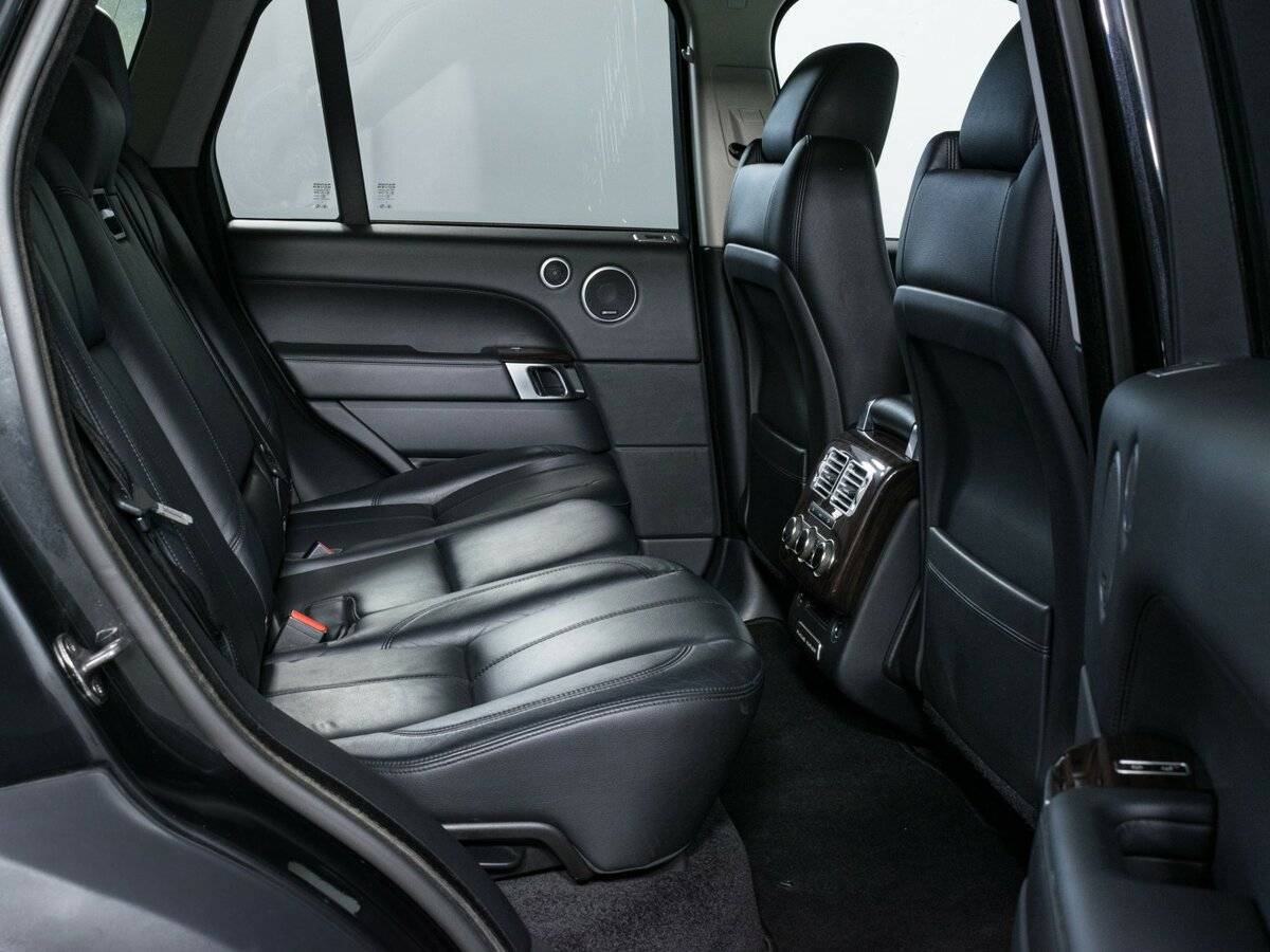 Land Rover Range Rover с пробегом — 2014 год. Фото: #12