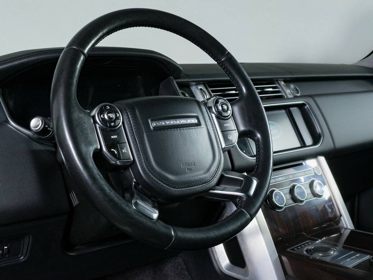 Land Rover Range Rover с пробегом — 2014 год. Фото: #16