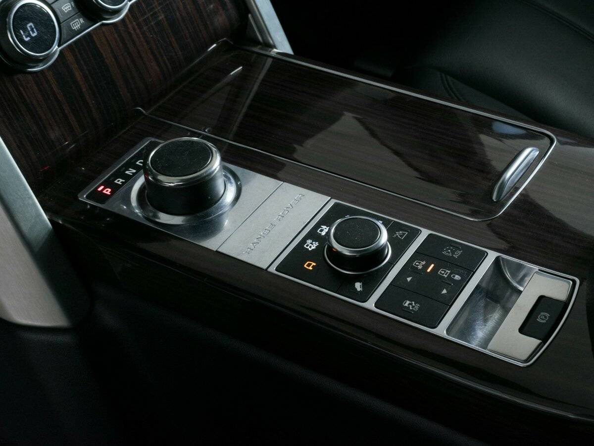 Land Rover Range Rover с пробегом — 2014 год. Фото: #18