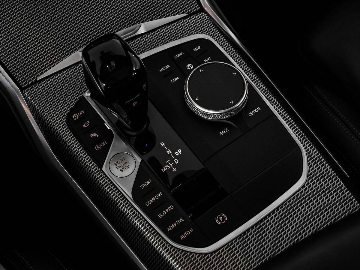 BMW 3 серии с пробегом — 2019 год. Фото: #21