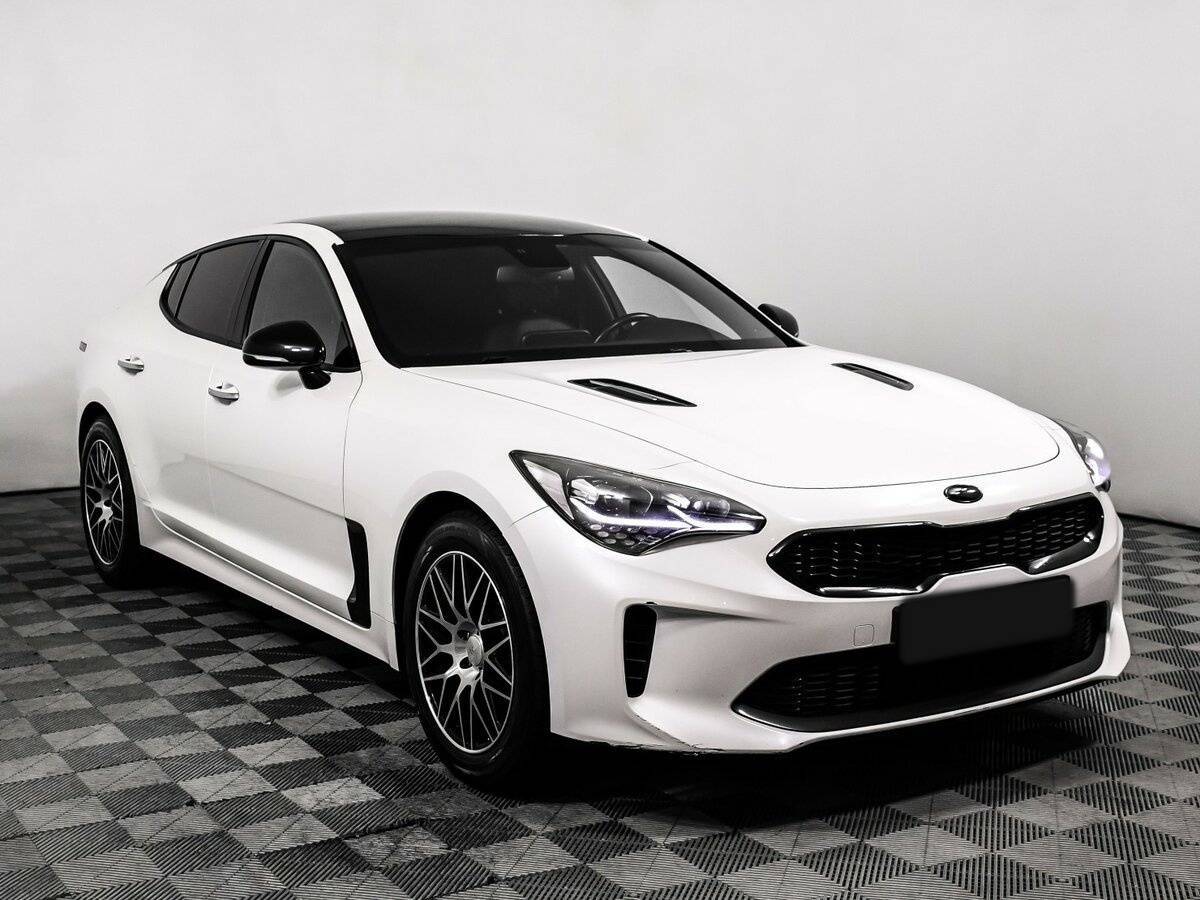 Kia Stinger с пробегом — 2019 год. Фото: #2