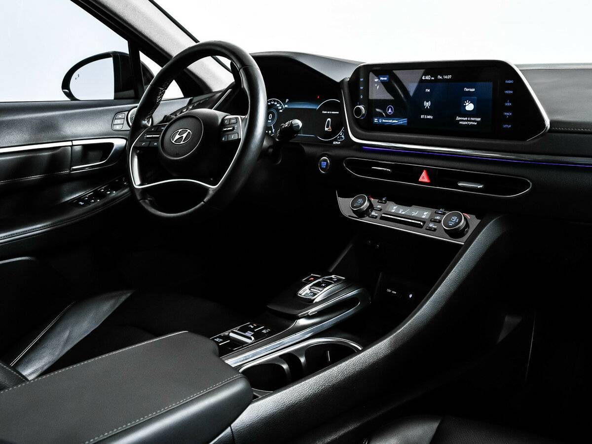 Hyundai Sonata с пробегом — 2021 год. Фото: #8