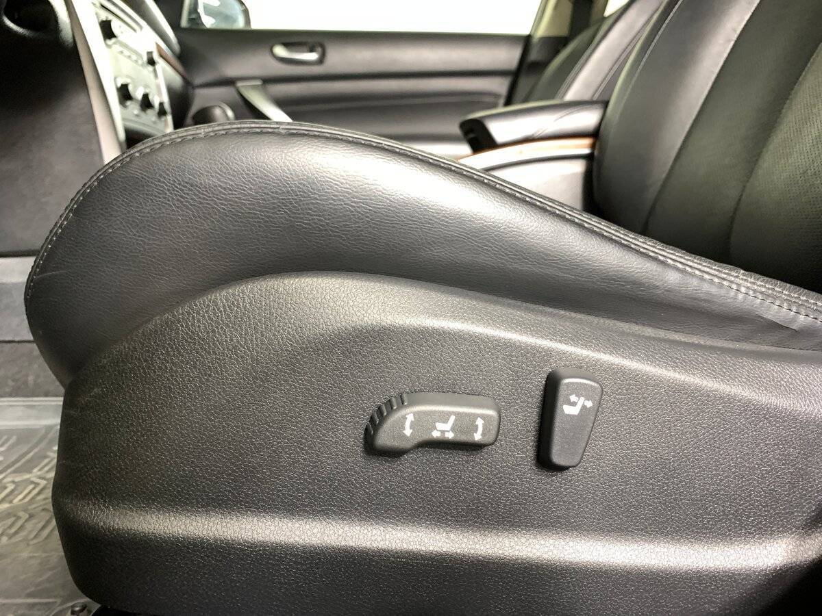 Nissan Teana с пробегом — 2011 год. Фото: #15