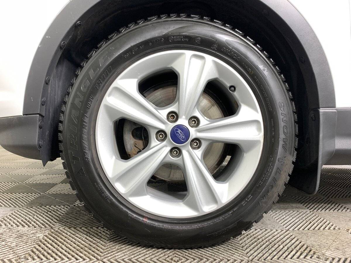 Ford Kuga с пробегом — 2013 год. Фото: #8