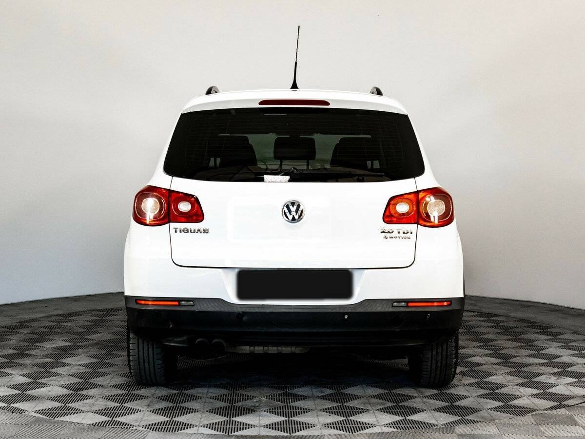 Volkswagen Tiguan с пробегом — 2010 год. Фото: #5