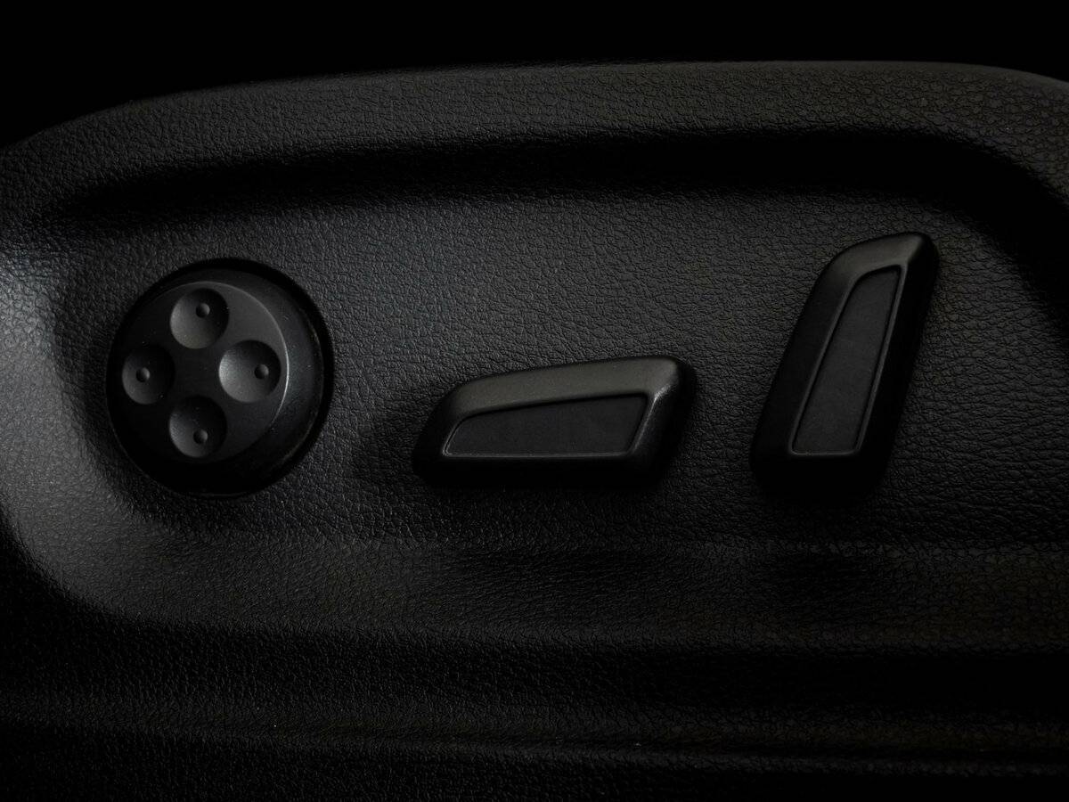 Volkswagen Tiguan с пробегом — 2010 год. Фото: #16