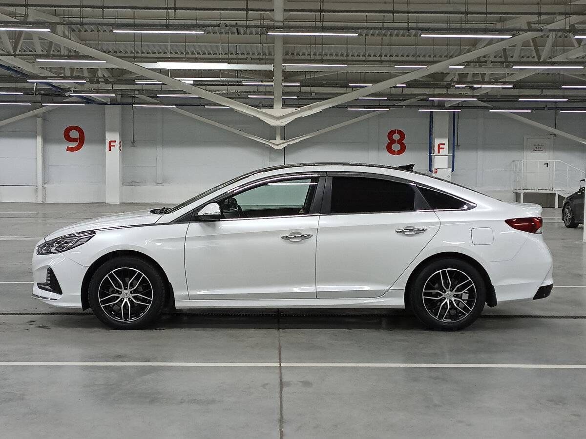 Hyundai Sonata с пробегом — 2017 год. Фото: #7