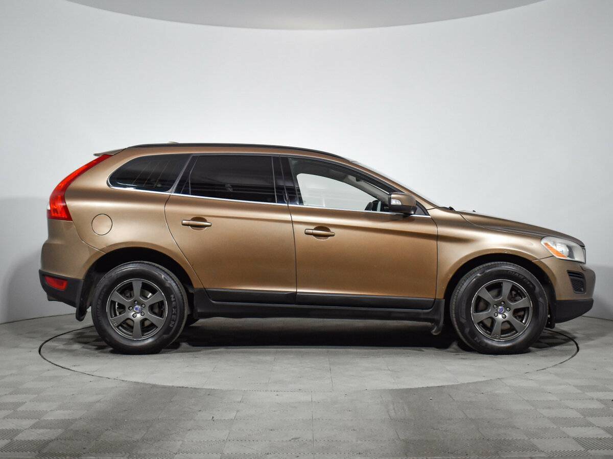Volvo XC60 с пробегом — 2011 год. Фото: #3